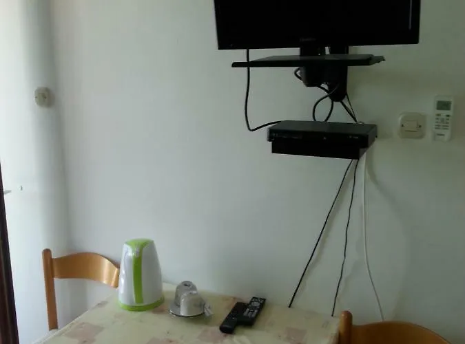 Lidija Pensionat Kukljica